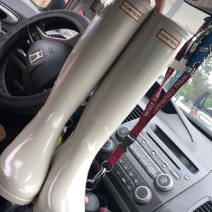 Hunter Boots! BRAND NEW!! Size 7